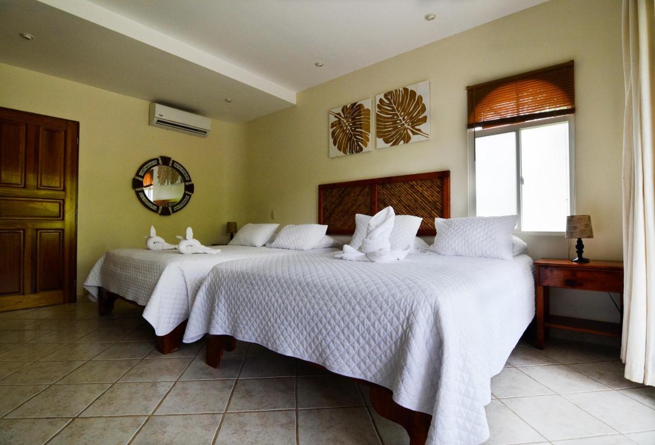 Cocomar Beachfront Hotel Parrita Esterno foto