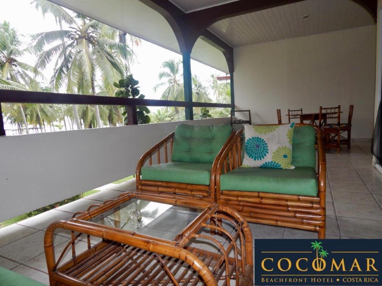 Cocomar Beachfront Hotel Parrita Esterno foto